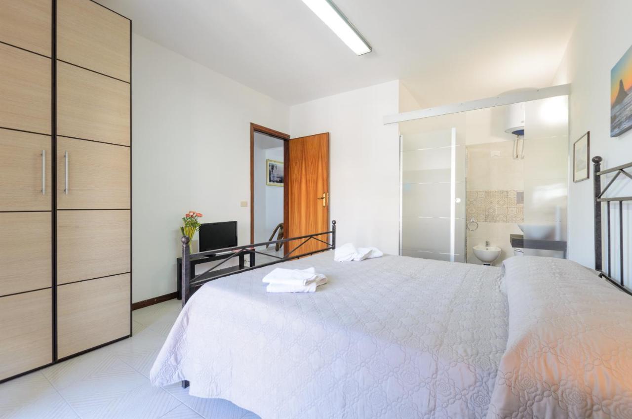 Marina D'Agro Residence Санта-Тереза-ди-Рива Экстерьер фото